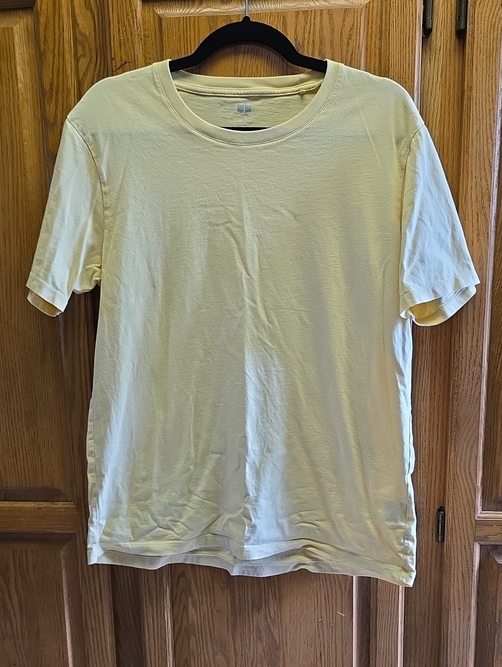 Uniqlo Men's Short Sleeve Crew T-Shirt in Pale Yellow, XL